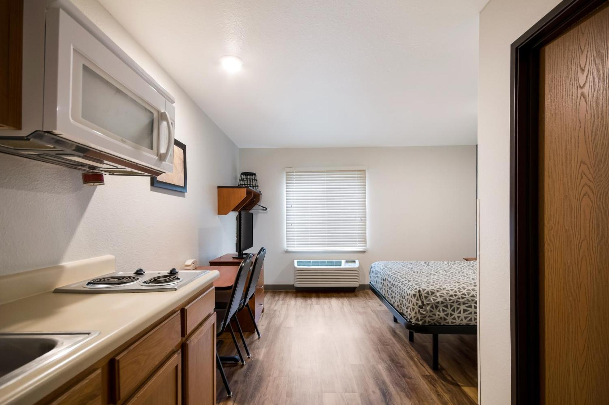 Woodspring Suites Lexington Southeast Екстериор снимка