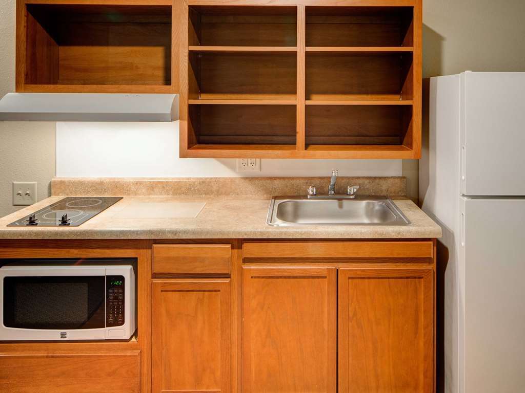 Woodspring Suites Lexington Southeast Стая снимка