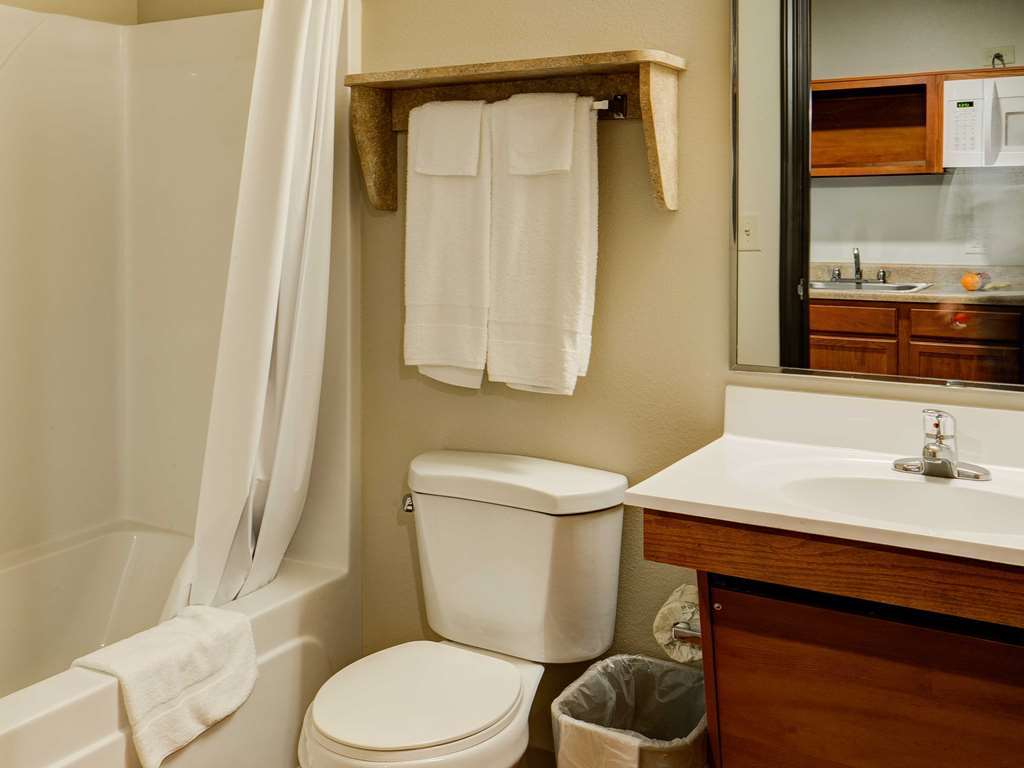 Woodspring Suites Lexington Southeast Стая снимка