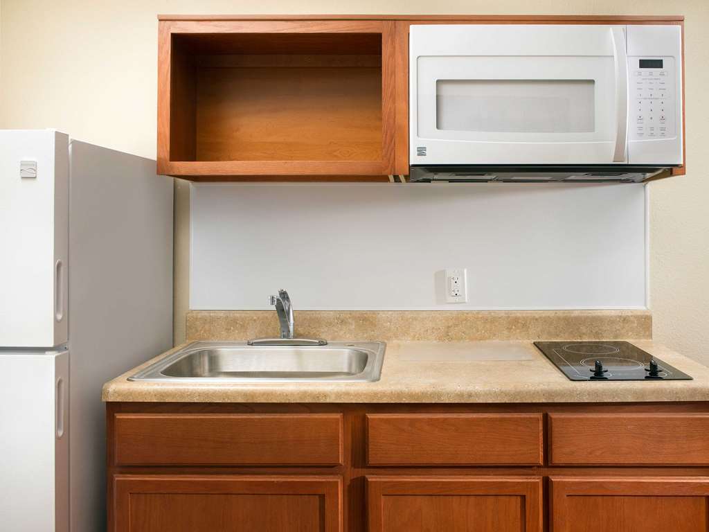 Woodspring Suites Lexington Southeast Стая снимка