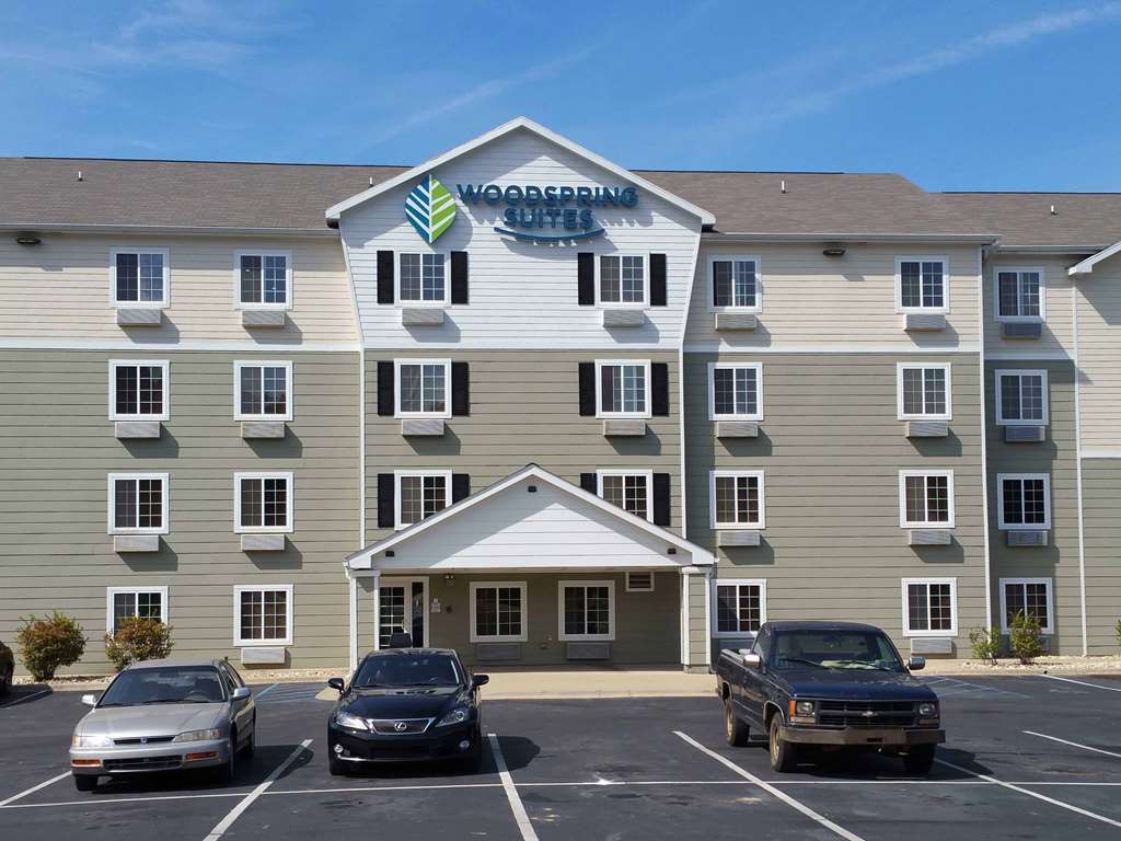 Woodspring Suites Lexington Southeast Екстериор снимка
