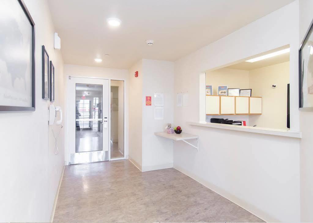 Woodspring Suites Lexington Southeast Екстериор снимка